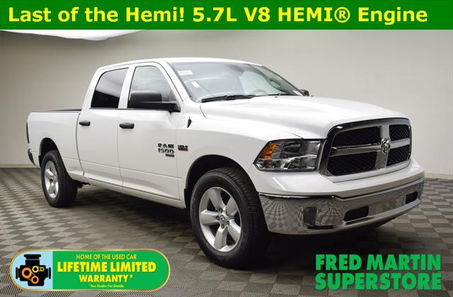 2024 RAM Ram 1500 Classic RAM 1500 CLASSIC TRADESMAN CREW CAB 4X4 64 BOX