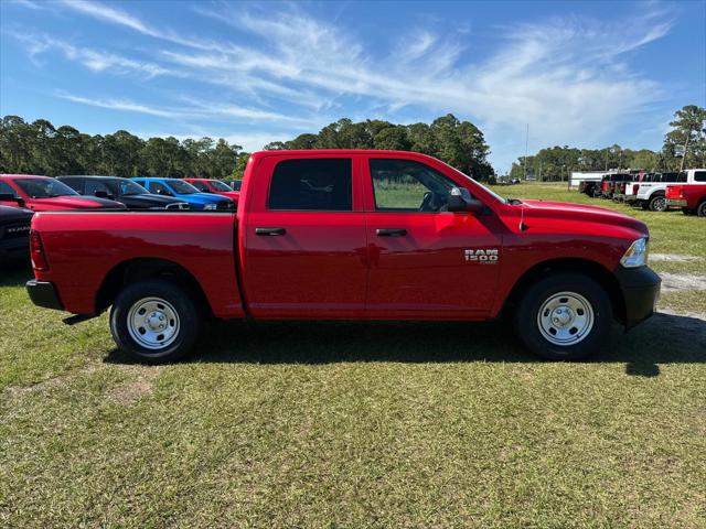 2024 RAM Ram 1500 Classic RAM 1500 CLASSIC TRADESMAN CREW CAB 4X2 57 BOX