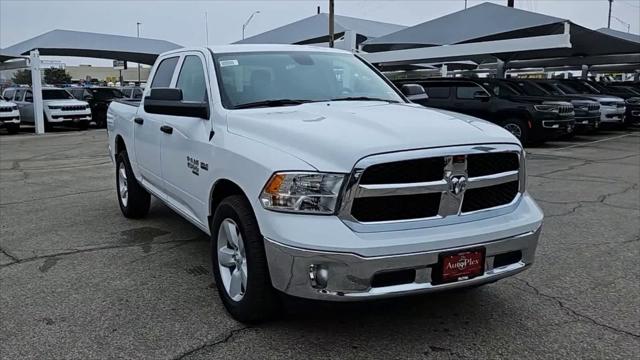 2024 RAM Ram 1500 Classic RAM 1500 CLASSIC TRADESMAN CREW CAB 4X4 57 BOX