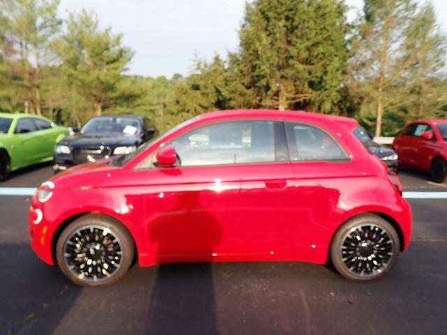 2024 Fiat FIAT 500e 500e INSPI(RED)
