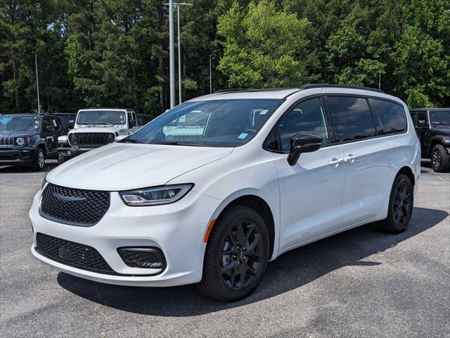 2024 Chrysler Pacifica PACIFICA LIMITED AWD