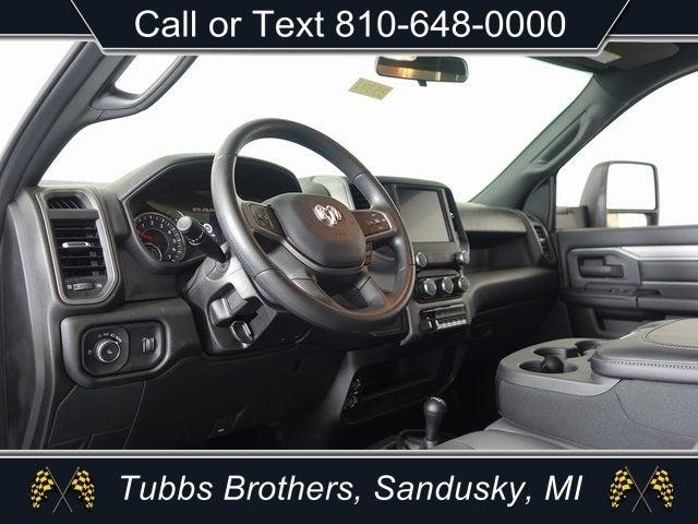 2024 RAM Ram 3500 Chassis Cab RAM 3500 TRADESMAN CHASSIS REGULAR CAB 4X4 60 CA