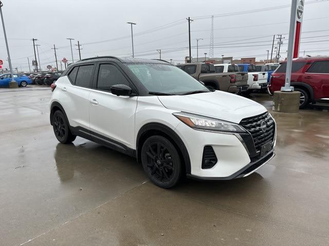 2022 Nissan Kicks SR Xtronic CVT