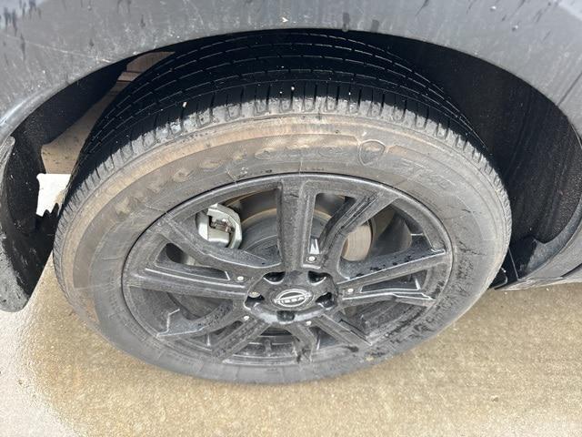 2022 Nissan Kicks SR Xtronic CVT