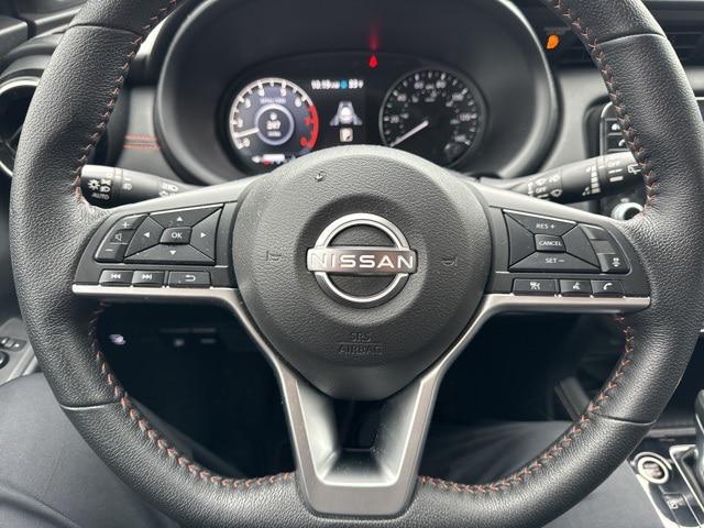 2022 Nissan Kicks SR Xtronic CVT