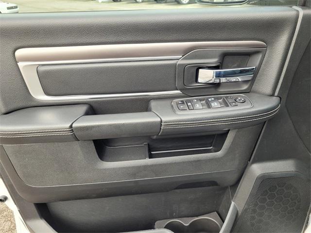 2024 Ram 1500 Classic Warlock Quad Cab 4x4 6'4" Box