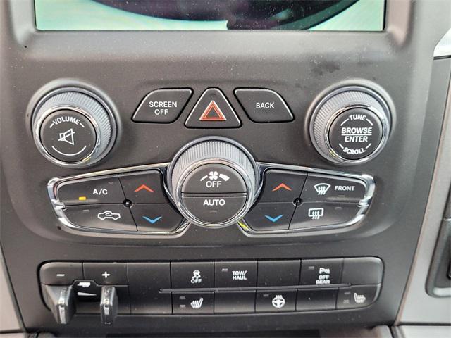 2024 Ram 1500 Classic Warlock Quad Cab 4x4 6'4" Box