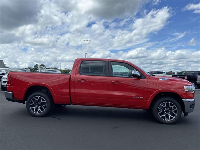 2025 RAM Ram 1500 RAM 1500 LARAMIE CREW CAB 4X4 64 BOX