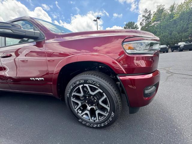 2025 RAM Ram 1500 RAM 1500 LARAMIE CREW CAB 4X4 64 BOX