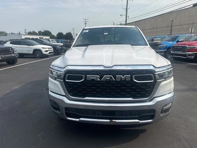 2025 RAM Ram 1500 RAM 1500 BIG HORN CREW CAB 4X4 57 BOX