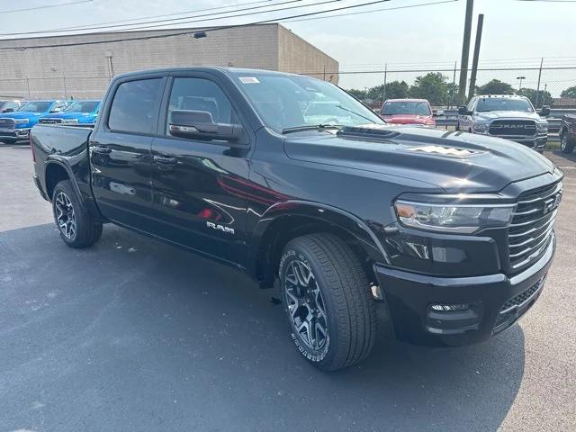 2025 RAM Ram 1500 RAM 1500 LARAMIE CREW CAB 4X4 57 BOX