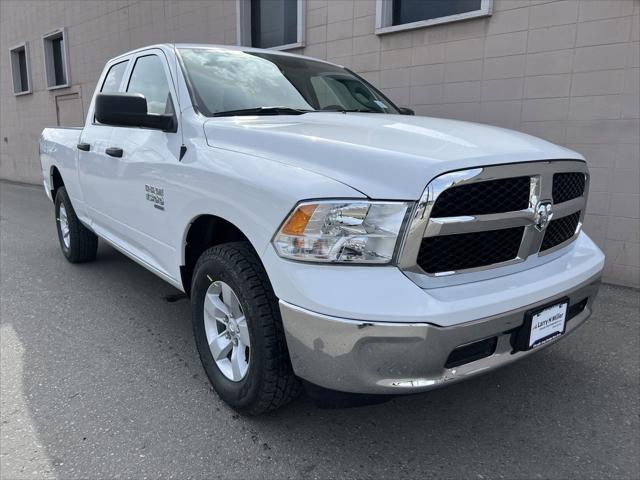 2024 RAM Ram 1500 Classic RAM 1500 CLASSIC TRADESMAN QUAD CAB 4X4 64 BOX