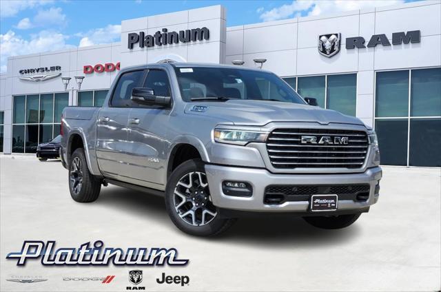 2025 RAM Ram 1500 RAM 1500 LARAMIE CREW CAB 4X4 57 BOX