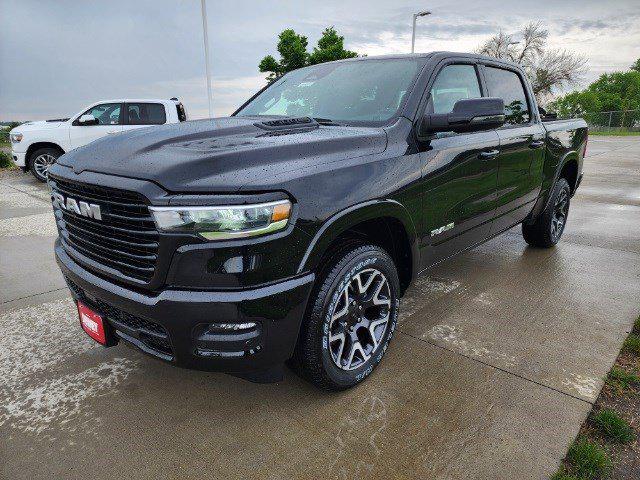 2025 RAM Ram 1500 RAM 1500 LARAMIE CREW CAB 4X4 57 BOX