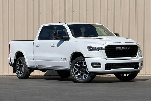 2025 RAM Ram 1500 RAM 1500 LARAMIE CREW CAB 4X4 64 BOX