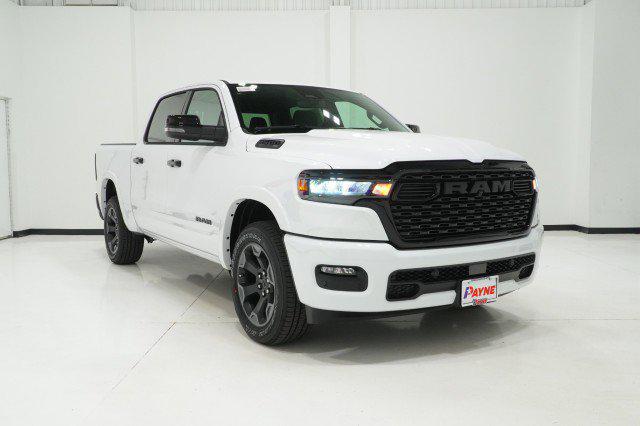 2025 RAM Ram 1500 RAM 1500 LONE STAR CREW CAB 4X4 57 BOX