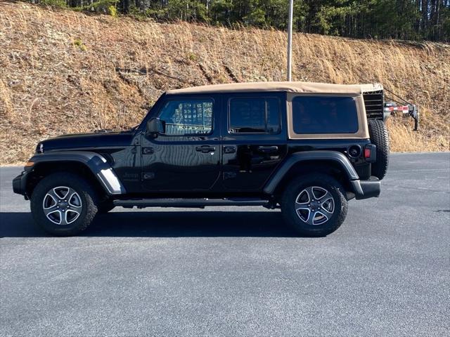 2020 Jeep Wrangler Unlimited Black and Tan 4X4