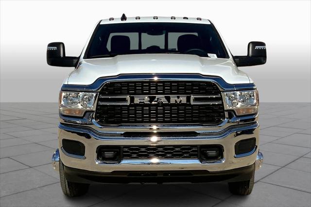 2024 RAM Ram 3500 RAM 3500 TRADESMAN CREW CAB 4X4 8 BOX