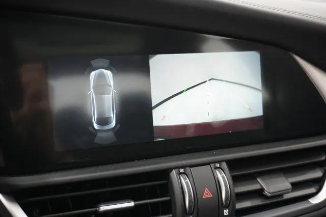 2024 Alfa Romeo Giulia Ti RWD