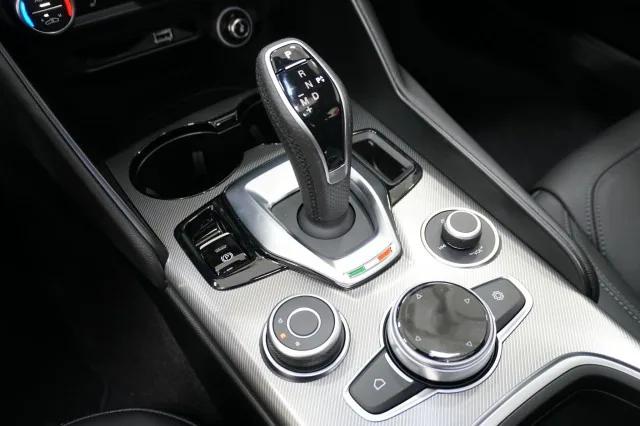 2024 Alfa Romeo Giulia Ti RWD