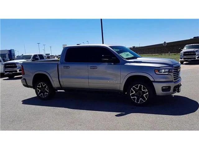 2025 RAM Ram 1500 RAM 1500 LARAMIE CREW CAB 4X4 57 BOX