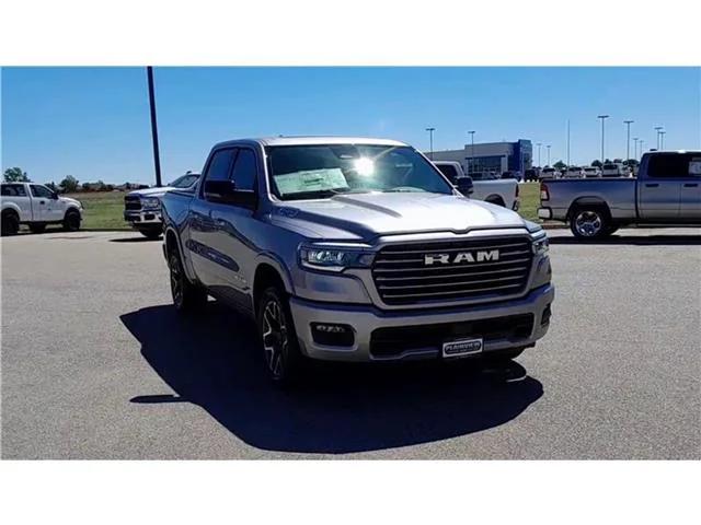 2025 RAM Ram 1500 RAM 1500 LARAMIE CREW CAB 4X4 57 BOX