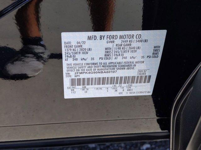 2022 Ford Edge SE