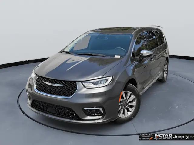 2023 Chrysler Pacifica Hybrid Limited for sale in Anaheim Hills, CA