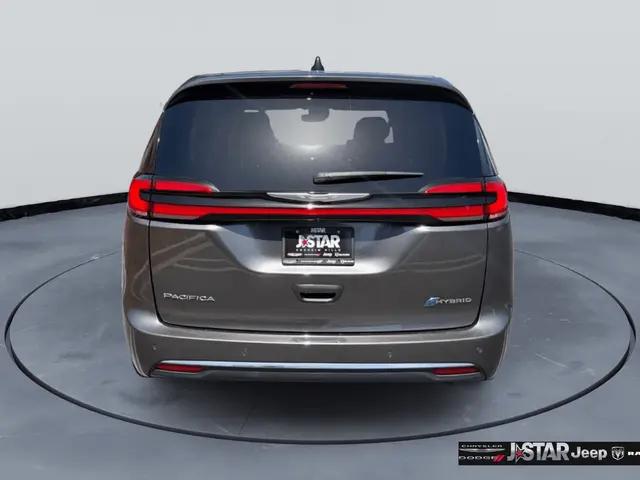 2023 Chrysler Pacifica Hybrid Limited