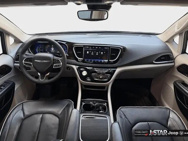 2023 Chrysler Pacifica Hybrid Limited