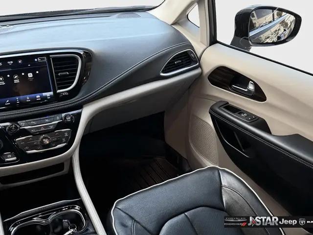 2023 Chrysler Pacifica Hybrid Limited
