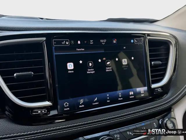 2023 Chrysler Pacifica Hybrid Limited