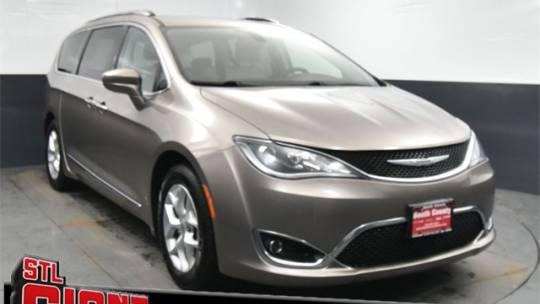 2018 Chrysler Pacifica Touring L Plus for sale in St. Louis, MO