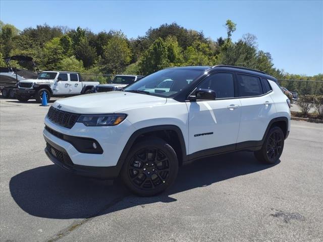 2024 Jeep Compass COMPASS LATITUDE 4X4