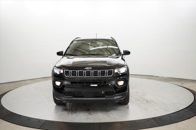 2024 Jeep Compass COMPASS LATITUDE LUX 4X4