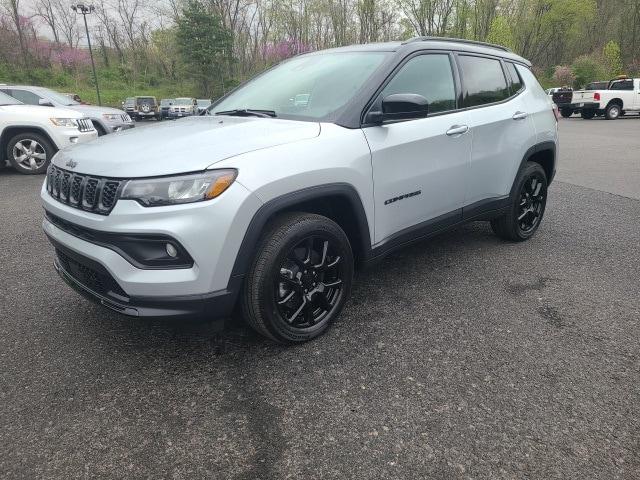 2024 Jeep Compass COMPASS LATITUDE 4X4