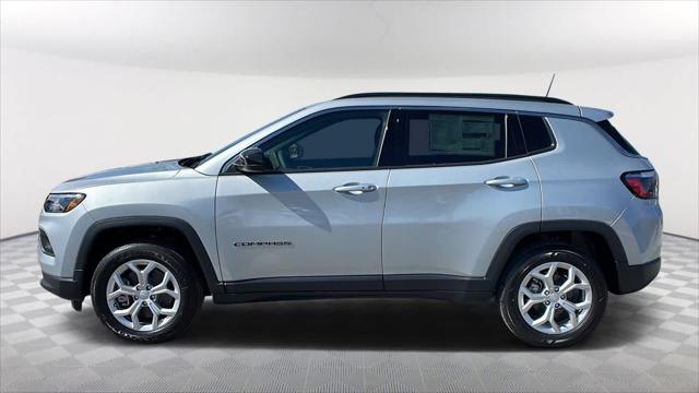 2024 Jeep Compass COMPASS LATITUDE 4X4