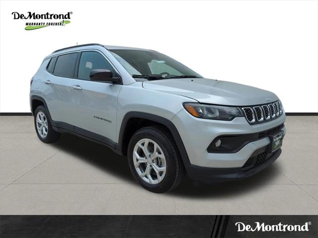 2024 Jeep Compass COMPASS LATITUDE 4X4