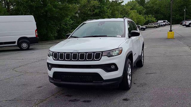 2024 Jeep Compass COMPASS LATITUDE 4X4