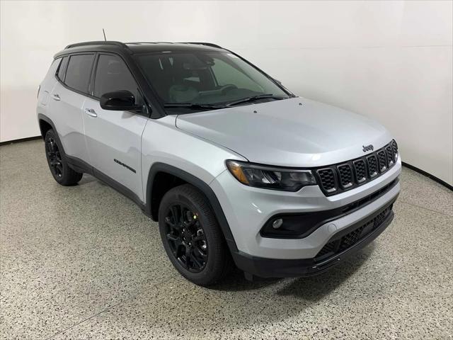 2024 Jeep Compass COMPASS LATITUDE 4X4