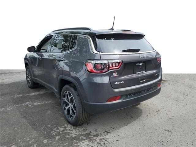 2024 Jeep Compass COMPASS LIMITED 4X4