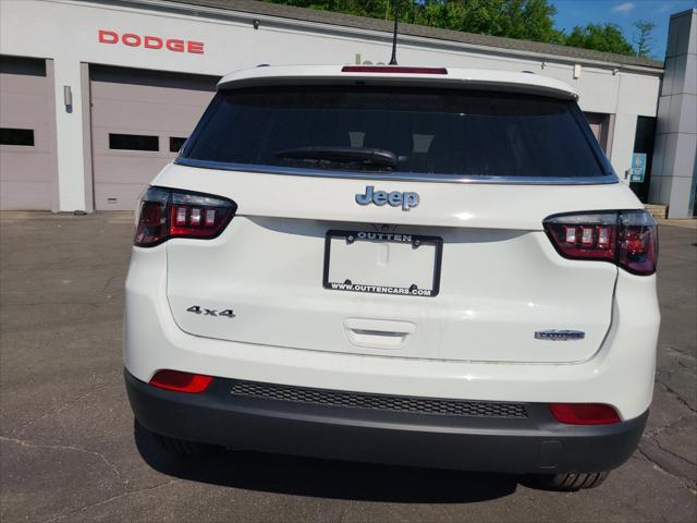 2024 Jeep Compass COMPASS LATITUDE 4X4