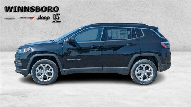 2024 Jeep Compass COMPASS LATITUDE 4X4
