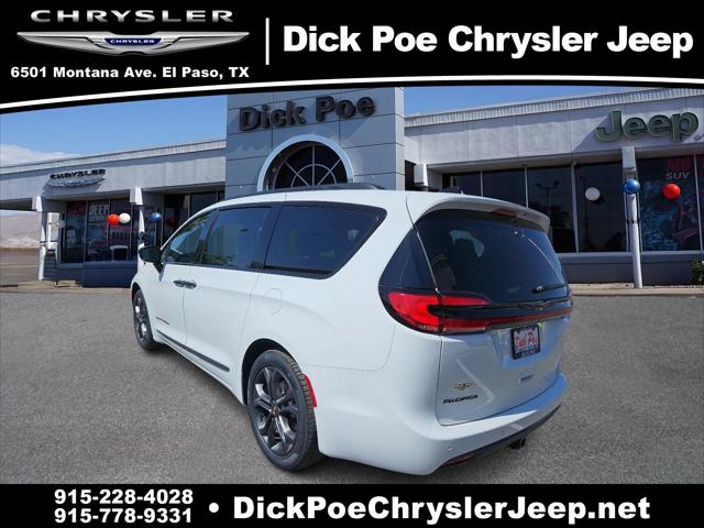 2024 Chrysler Pacifica PACIFICA TOURING L