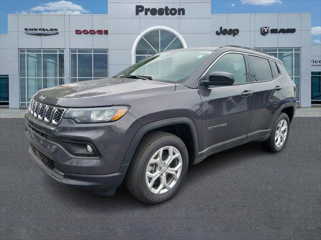 2024 Jeep Compass COMPASS LATITUDE 4X4