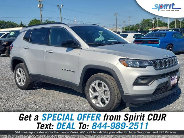 2024 Jeep Compass COMPASS LATITUDE 4X4