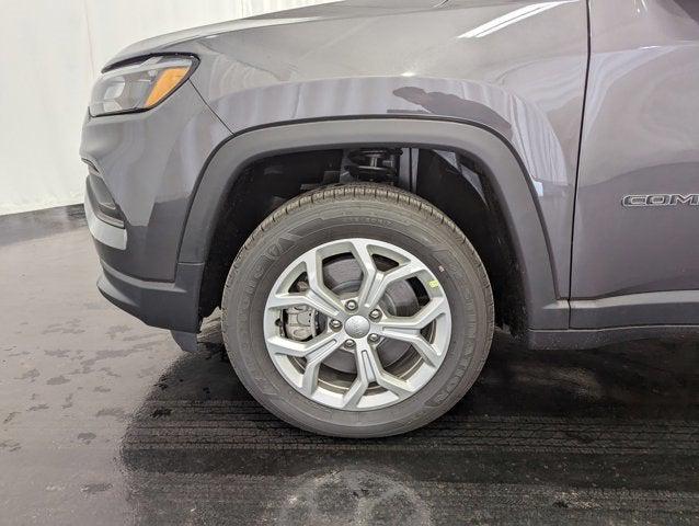 2024 Jeep Compass COMPASS LATITUDE 4X4