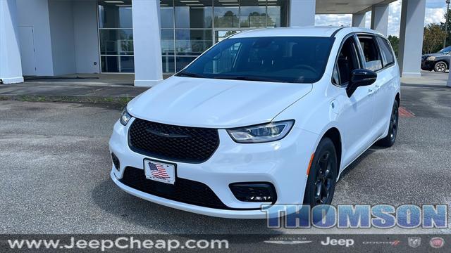 2024 Chrysler Pacifica Hybrid PACIFICA PLUG-IN HYBRID S APPEARANCE