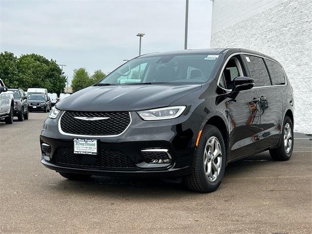 2024 Chrysler Pacifica PACIFICA LIMITED AWD