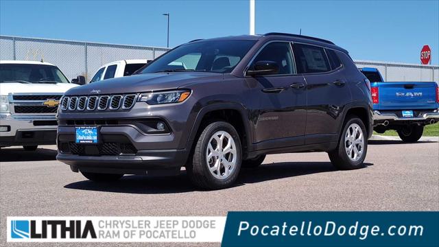 2024 Jeep Compass COMPASS LATITUDE 4X4